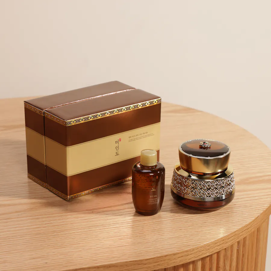 The Face Shop - Yehwadam Ultimate Myeonghan Mindo Special 1
