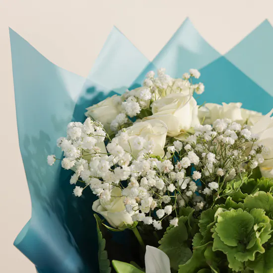 Atelier Rebul Istanbul Candle | Dreamy Flower Bouquet