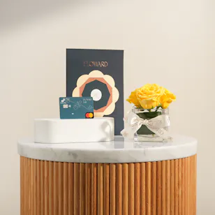 Floward Card | Sunlit Roses Vase