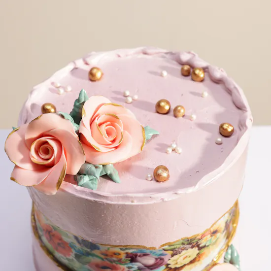 Floward Pinkish Roses Cake