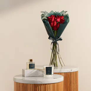 Floward Lovely Orchid Home Gift Set | Luxe Festive Flowers