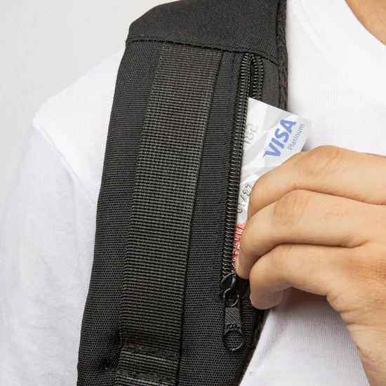 Atom Black Smart Bag