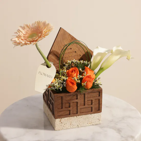 Wrth Warm Morjana Floral Box
