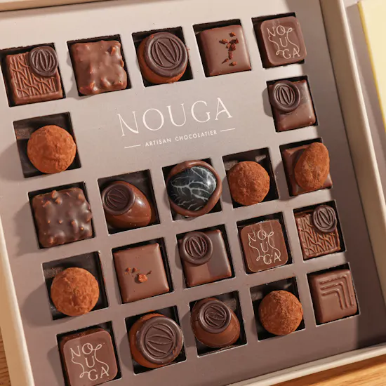 Nouga Congratulation on Graduation Bonbons Chocolates Classic Square Box