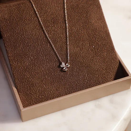 Kooheji Jewellery Flower Petals Rose Gold Diamond Necklace | Crimson Love Rose Box