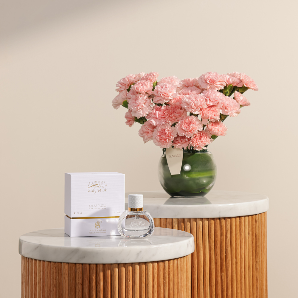 عطر مسك الجسم او دي بارفيوم للجنسين من عبد الصمد القرشي | زهور خلابة