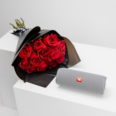 JBL Flip 5 Grey Bluetooth Speaker with 12 Red Roses