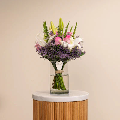 Pink Flowers | Glass Vase Pink Flowers | Glass Vase