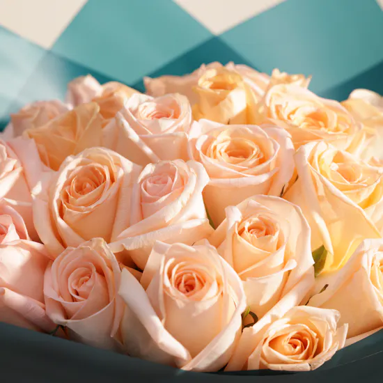 Peach Roses Bouquet | 35 Flowers