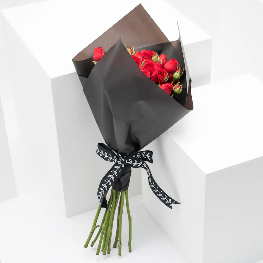 10 Red Baby Roses | Black Wrap | Bouquet 5