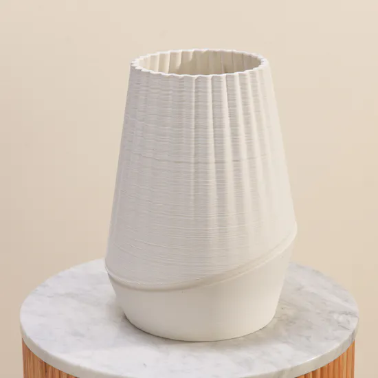 Floward 3D Contemporary Geometric Vase | White