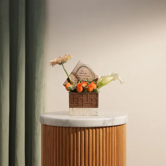 Wrth Warm Morjana Floral Box