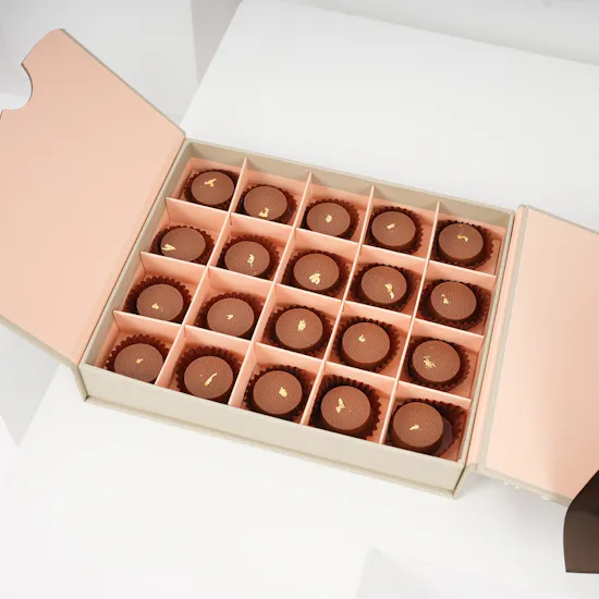 Floward Caramel Chocolate Box | Baby Roses