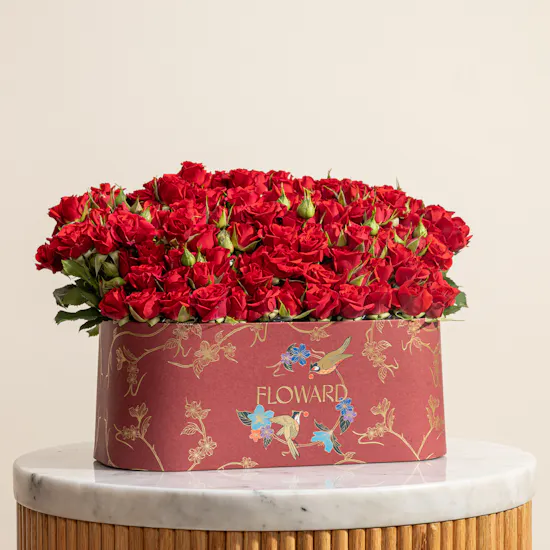 Charlotte Tilbury Winter Pouchbag Gift Set | Lovely Flower Box with Balloon