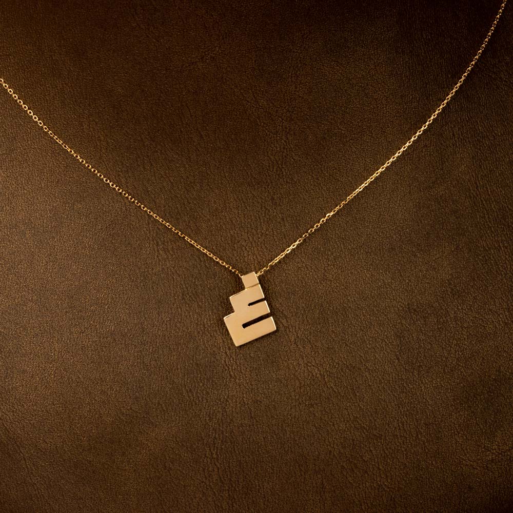 The letter "Ghain" necklace | 18 k Gold