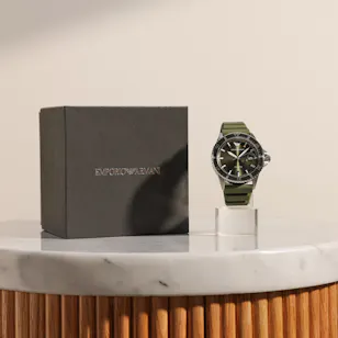 Emporio Armani World Explorer Green Men's Watch Emporio Armani World Explorer Green Men's Watch