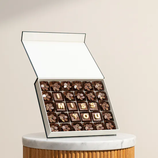 Floward I Miss You Chocolate Medium Box
