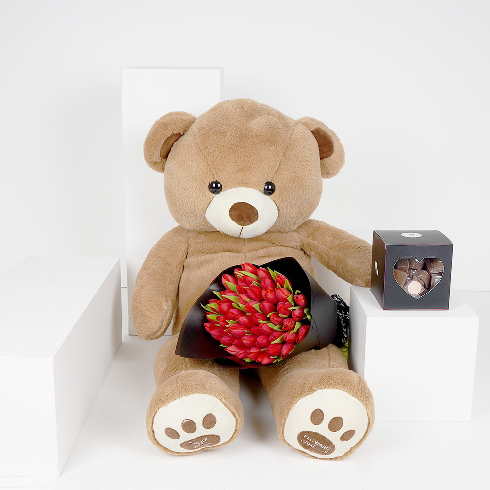 توليب احمر | دمية دب كبيرة | علبة شوكولاتة كبيرة