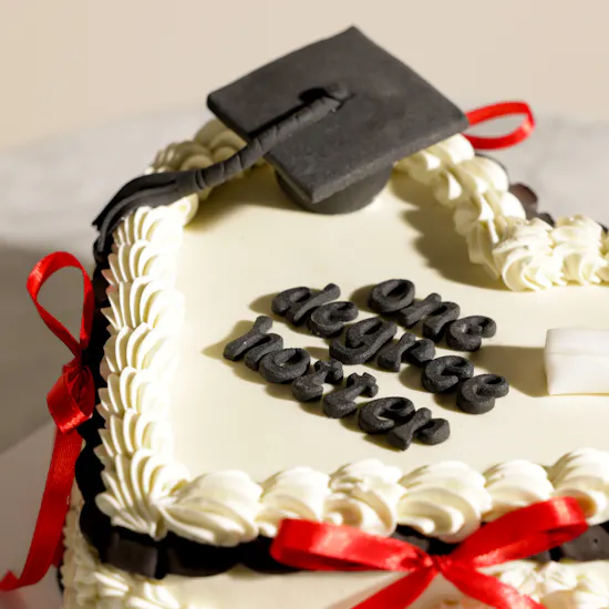 Koko Heart Graduation Cake | Glam Flower Vase