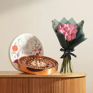 Fahda Chocolate Taco Big Box | Timeless Flower Bouquet