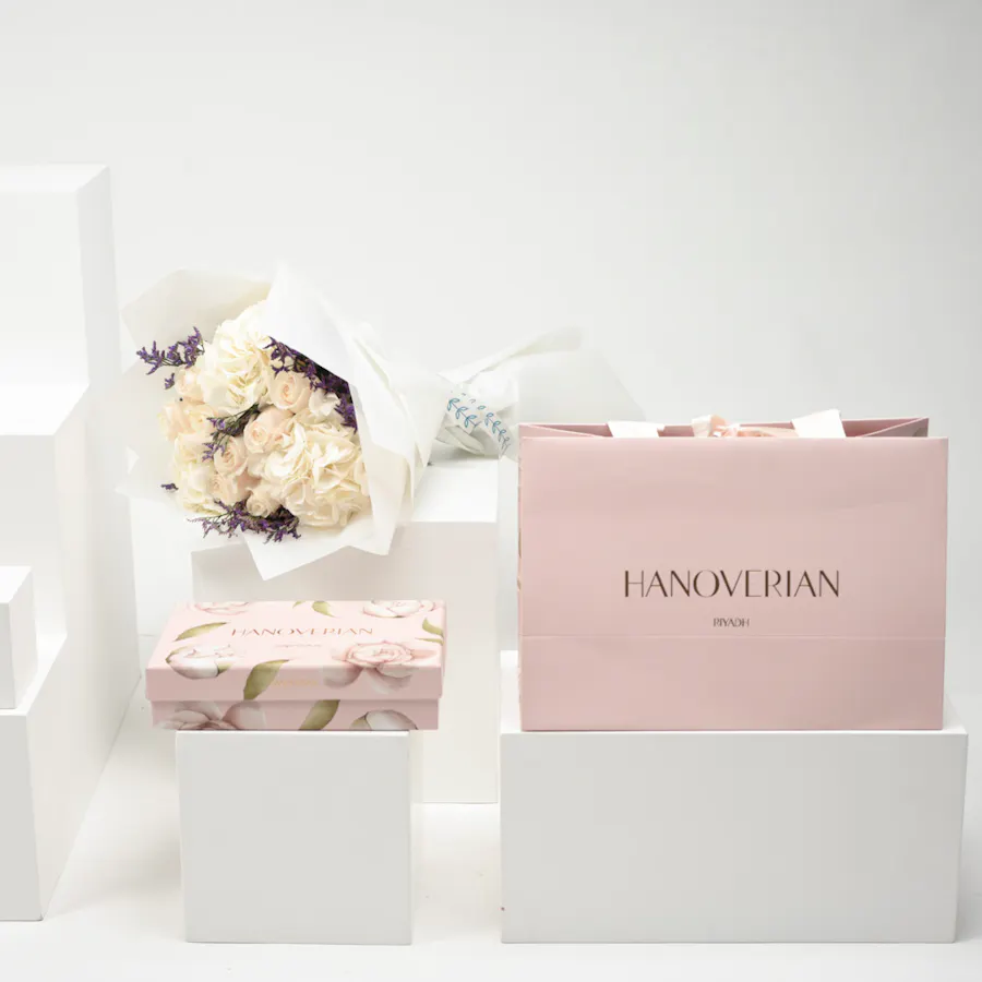 Hanoverian Crepe Dulce Chocolates | White Blooms 1