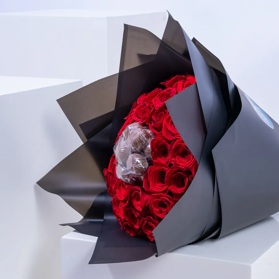 Red Rose with Chocolate Bouquet 4