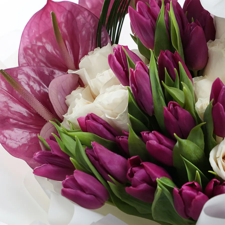 Imperial Tulip Bouquet 2