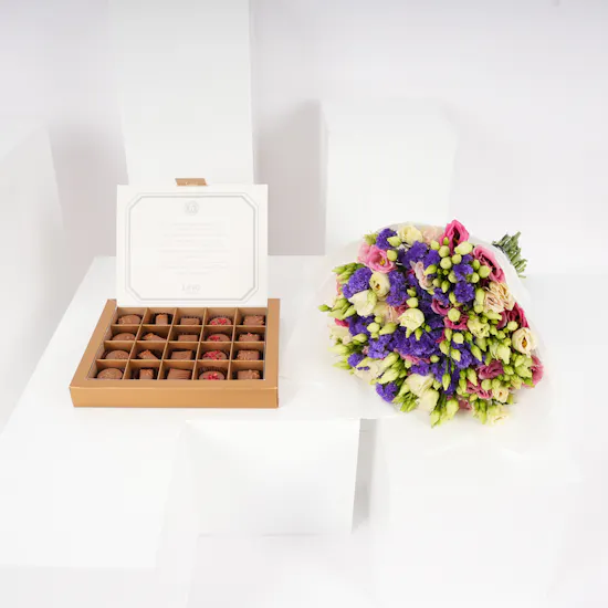 Levo Small Chocolate Box | Devotion Bouquet