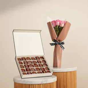 Floward Elegant Chocolates Box | Winter Vibes Flowers Bouquet Floward Elegant Chocolates Box | Winter Vibes Flowers Bouquet