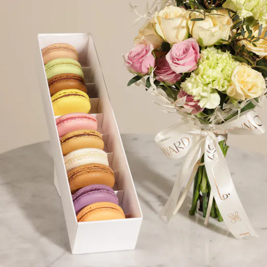 Patisserie by Guillermo Signature Macarons Box | Pastel Flower Bouquet