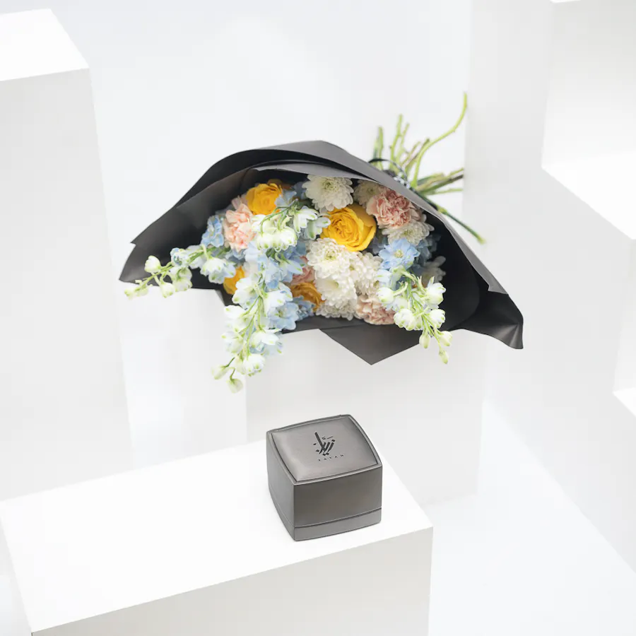 Zayan Classic Sliver Medium Bangle | Sunlit Serenity Bouquet 2