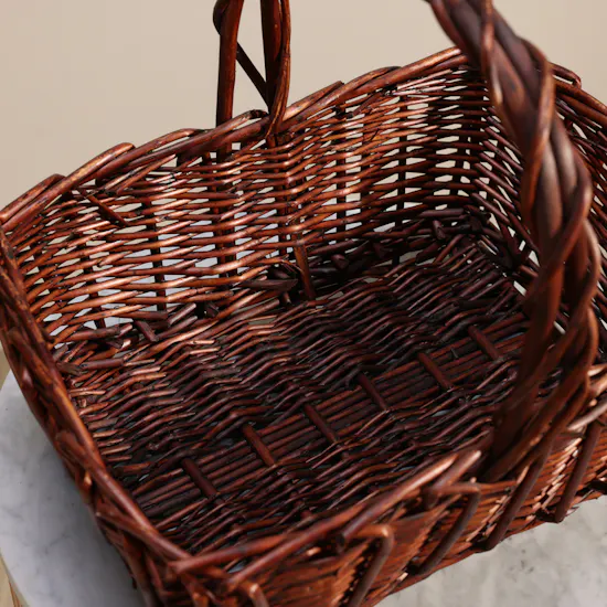 Floward Brown Basket