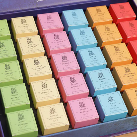 Feel Good Tea Enigma Box | Flower Bouquet