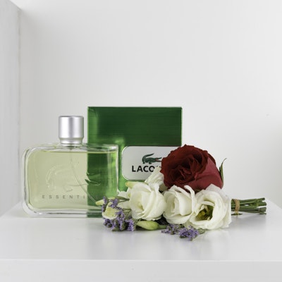 Lacoste Essential (M) Edt 125Ml With Flowers