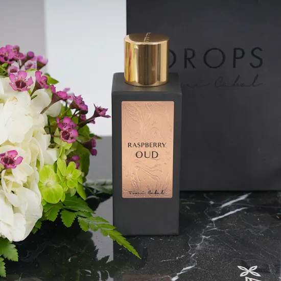عطر التوت والعود من دروبس او دو بارفام 100مل | صينية الأزهار