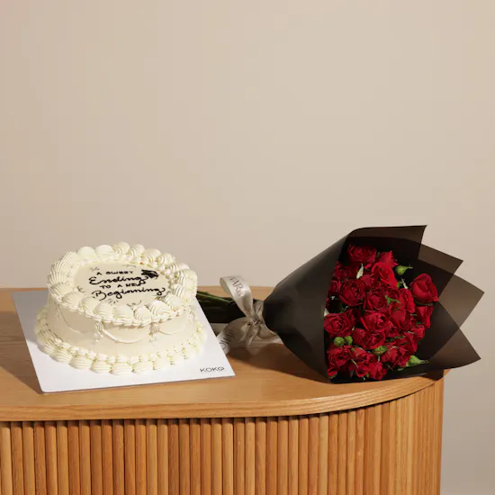 Koko Sweet Ending Cake | Elegance Red Baby Rose Bouquet