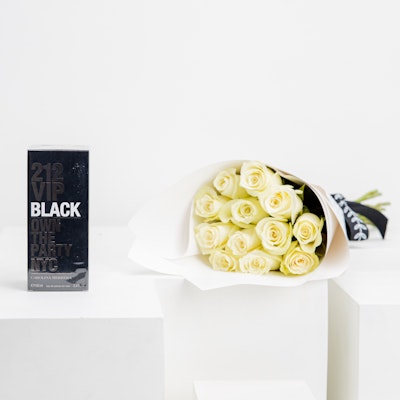 Carolina Herrera 212 VIP Black 100ml for Men| White Roses