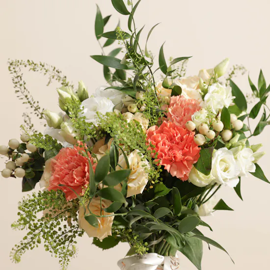 Floward Quran Gift Box | Stunning Bouquet