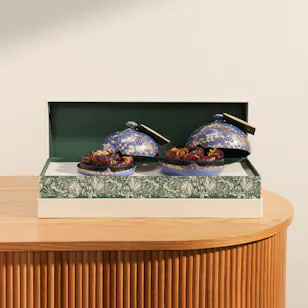 Bonbonniere Figs and Apricot Pistachio Stuffed Dates Gift Set