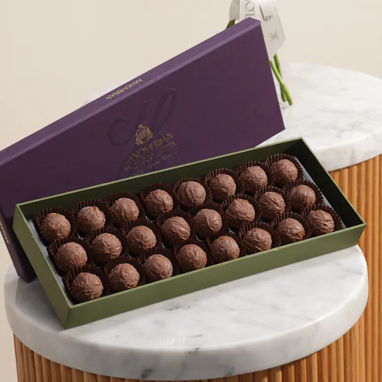 Hanoverian Truffle Chocolates Box | Splendid Flowers