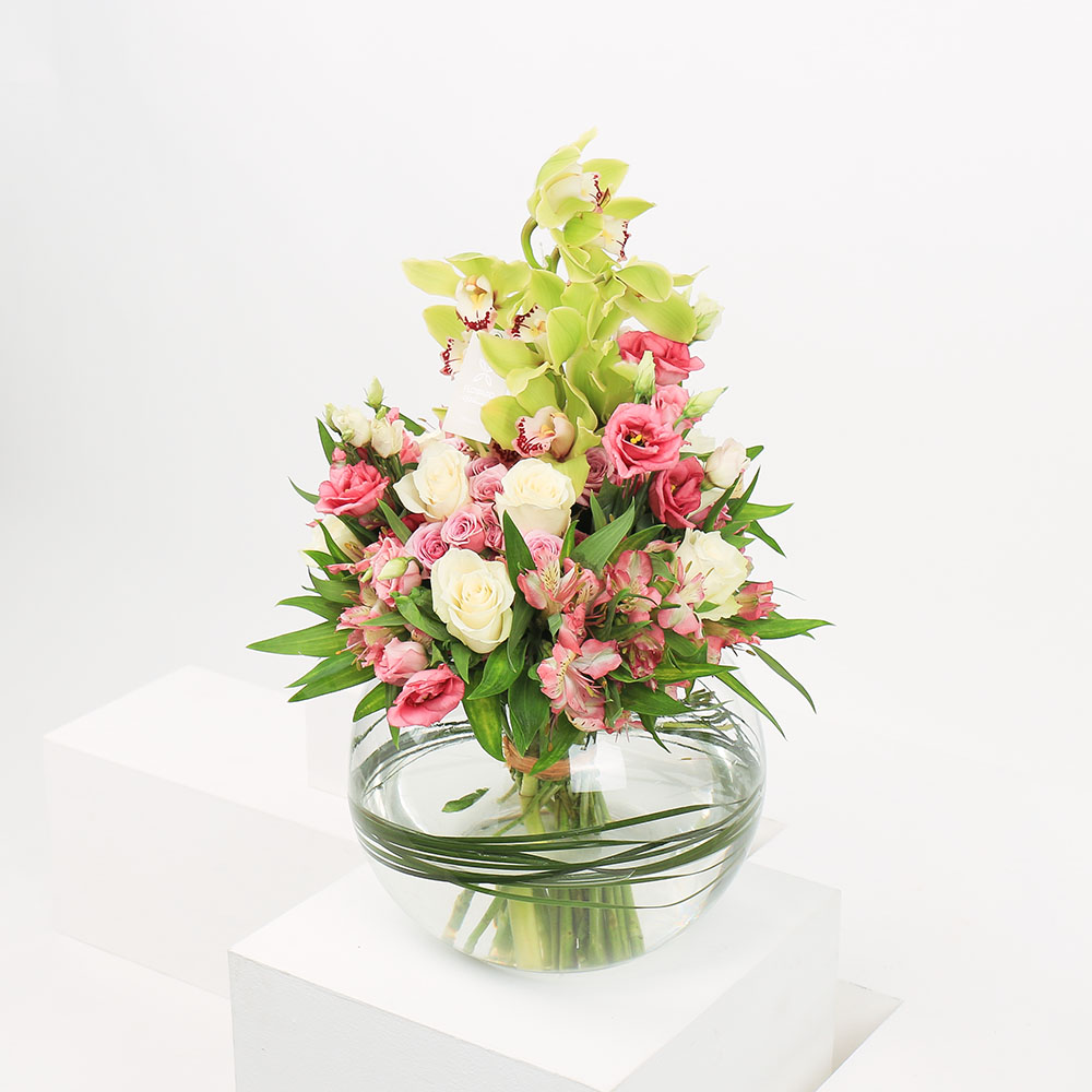 مزهرية مبهجة | 39 زهرة