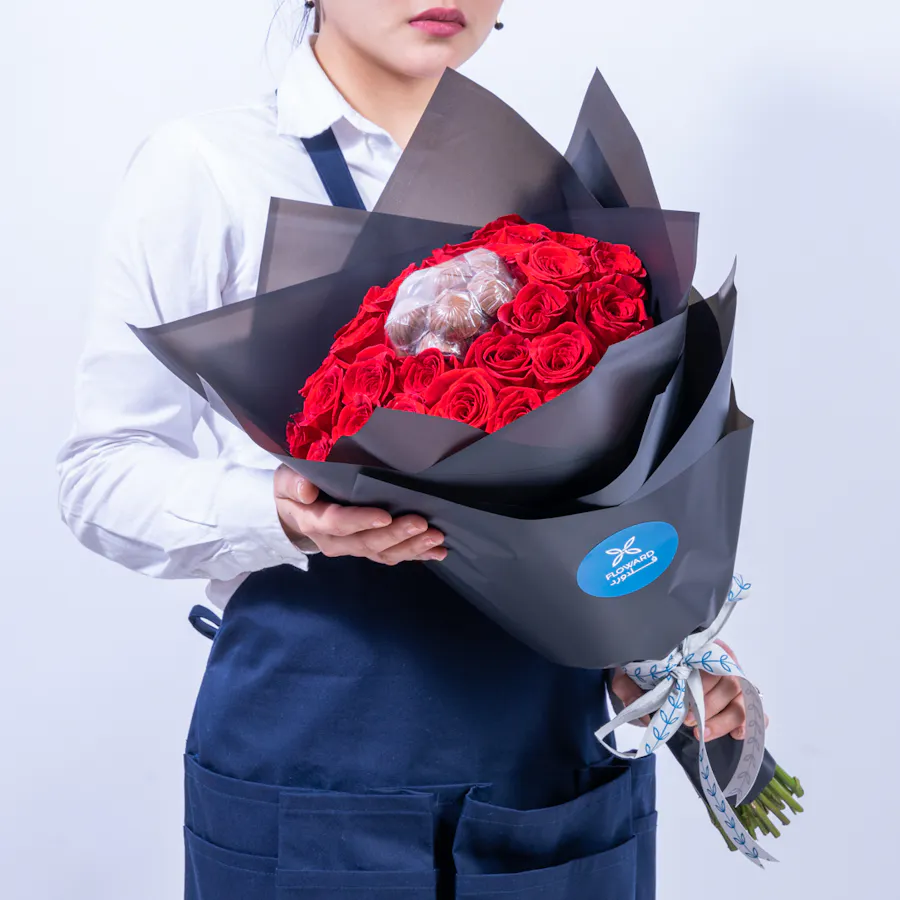 Red Rose with Chocolate Bouquet 2