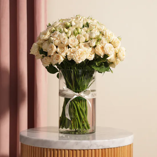 Peach Baby Roses Vase | 50 Flowers