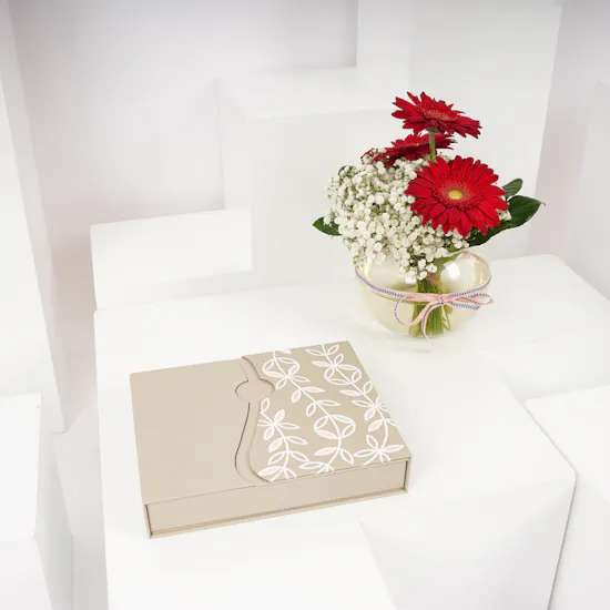 Floward Caramel Chocolate Box | Joy Vase