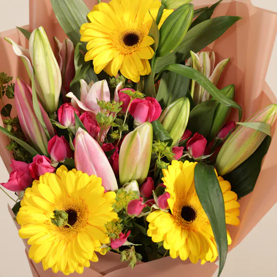 Godiva Fabric Carré Chocolate Box | Excellence Flowers Bouquet