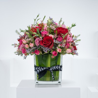 Azhar Hubail | 21 Flowers | Vase