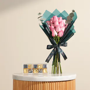Ghazl Chocolatier Eid Mubarak Chocolate Box | Pure Majesty Flower Ghazl Chocolatier Eid Mubarak Chocolate Box | Pure Majesty Flower