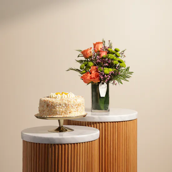 Sucre De Nada Coconut Mango Cake | Flowers Vase