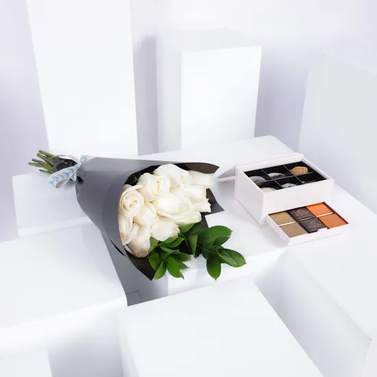 Godiva Royal Mini Box | White Roses