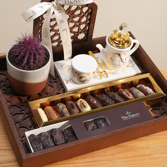The Elegant Gathering Gift Tray